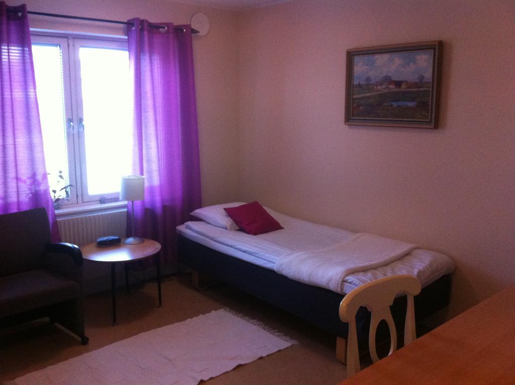Hotell Grepen Vara Exterior photo