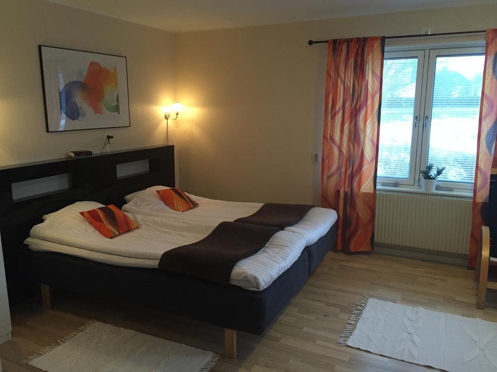Hotell Grepen Vara Room photo