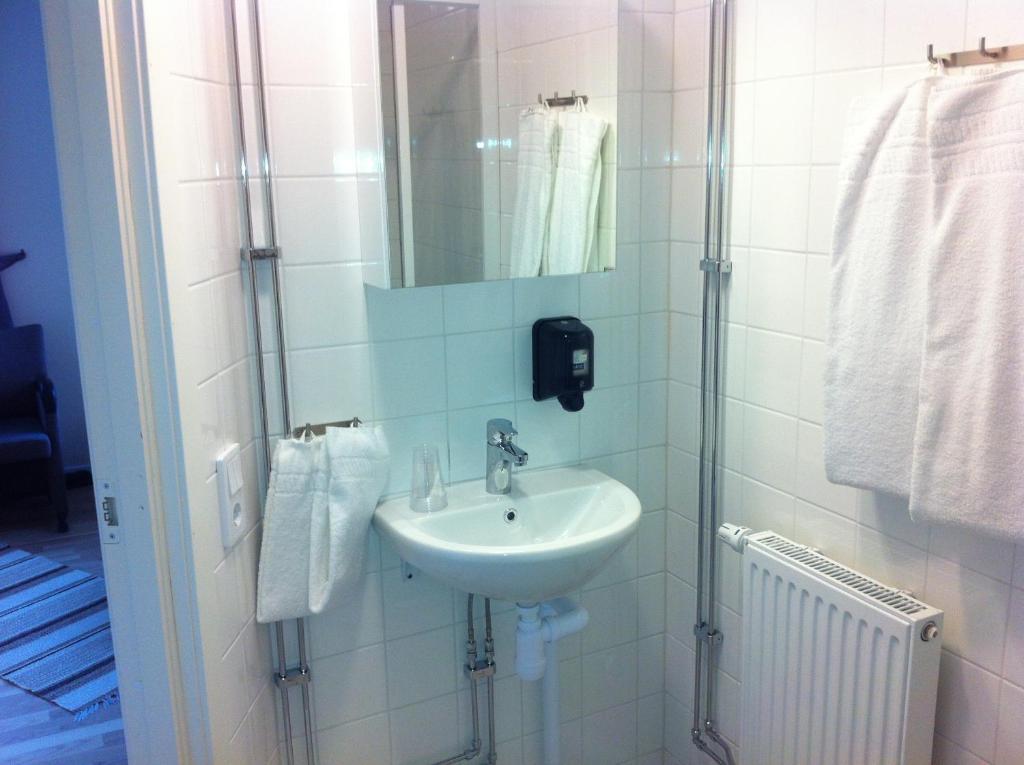Hotell Grepen Vara Exterior photo