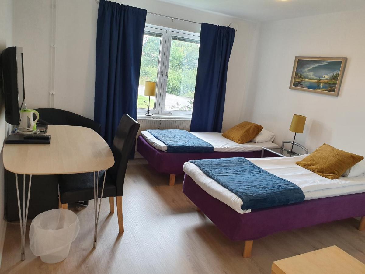 Hotell Grepen Vara Exterior photo